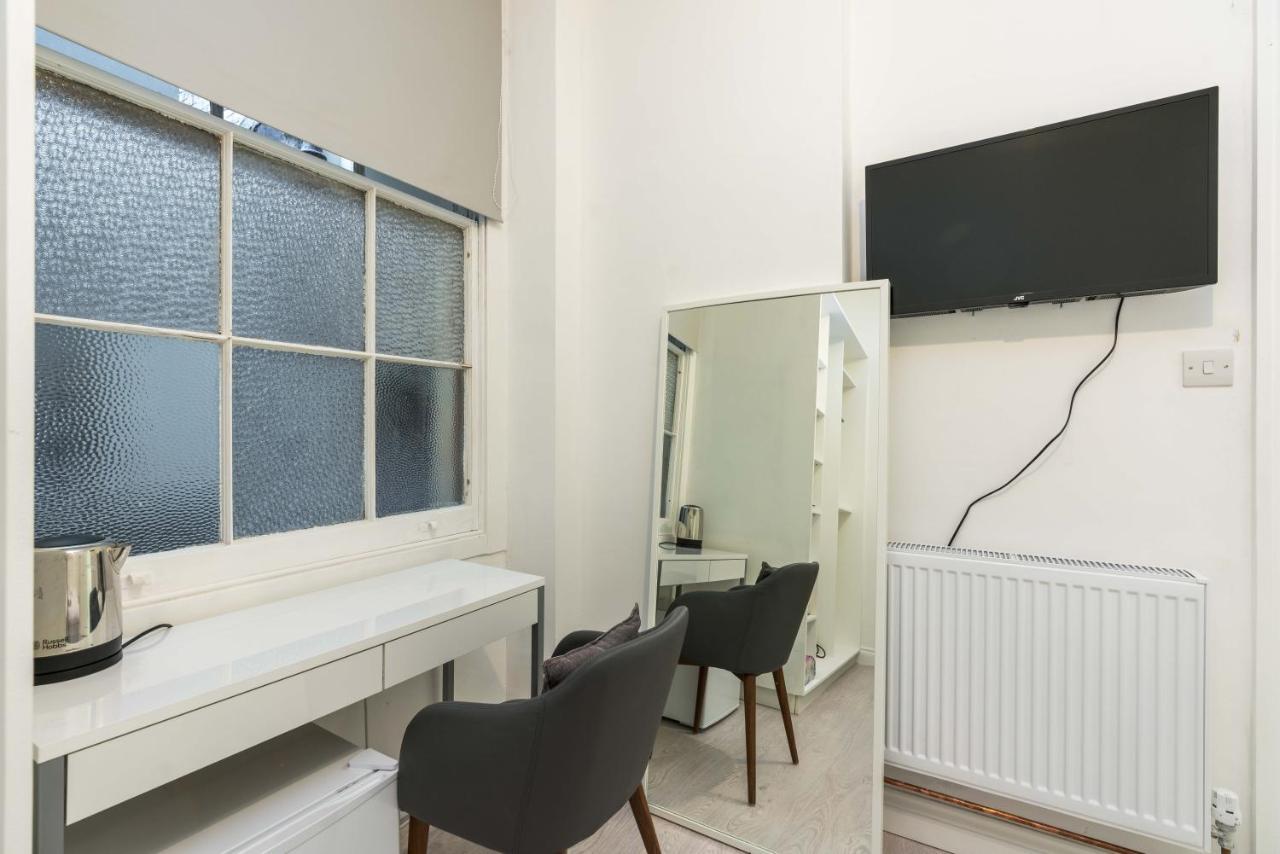 Chic & Cozy: South Kensington Studio Лондон Экстерьер фото